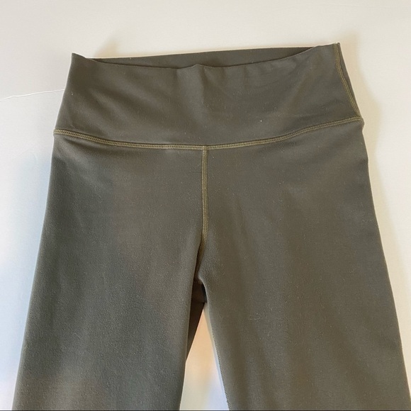 Fabletics Define Leggings Olive Green Small High Waisted Yoga Athleisure Skinny - Picture 10 of 10